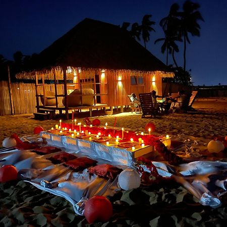 Hotel Tata Beach Cotonou Esterno foto