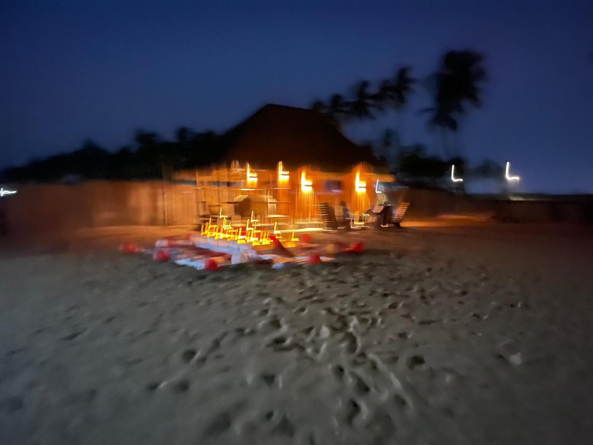 Hotel Tata Beach Cotonou Esterno foto